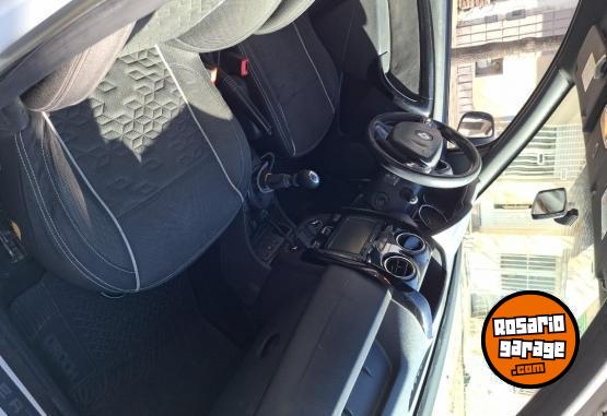 Camionetas - Renault Duster Oroch 2017 GNC 260000Km - En Venta