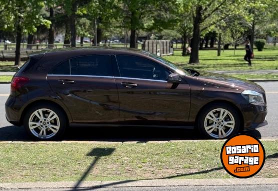 Autos - Mercedes Benz A200 2018 Nafta 62000Km - En Venta