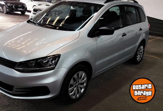 Autos - Volkswagen SURAN 1.6 COMFORTLINE 2014 Nafta 130000Km - En Venta