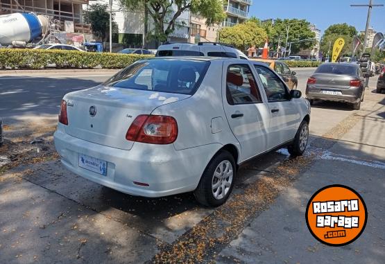 Autos - Fiat SIENA 2011 GNC  - En Venta