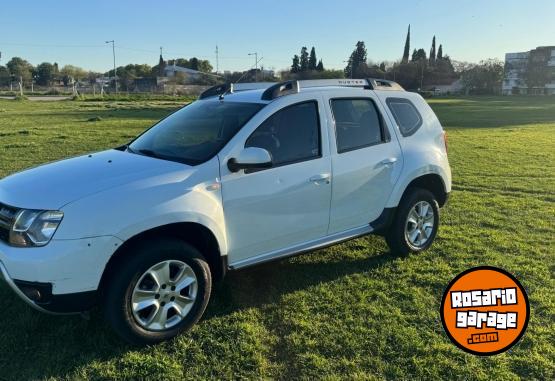 Autos - Renault Duster 2017 Nafta 80000Km - En Venta