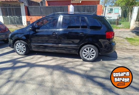 Autos - Volkswagen Suran 2011 Nafta 182000Km - En Venta
