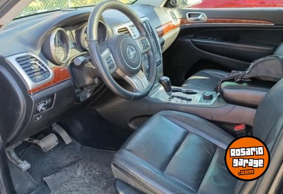 Camionetas - Jeep Grand Cherokee 2013 Nafta 142000Km - En Venta