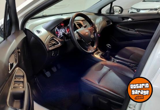 Autos - Chevrolet CRUZE LT MT 2020 Nafta 98000Km - En Venta