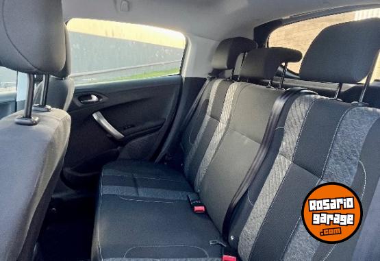 Autos - Peugeot 208 2018 Nafta 64500Km - En Venta