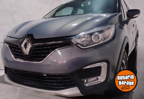Camionetas - Renault Captur Intens 2.0 2017 Nafta 90000Km - En Venta