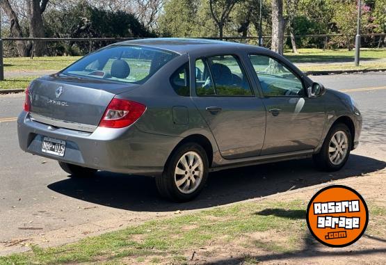 Autos - Renault Symbol 2013 Nafta 71300Km - En Venta