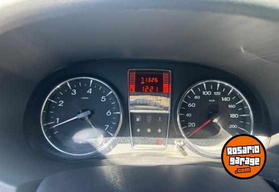 Autos - Renault Symbol 2013 Nafta 71300Km - En Venta