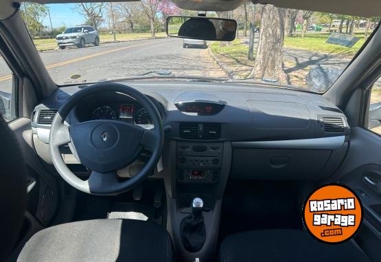 Autos - Renault Symbol 2013 Nafta 71300Km - En Venta