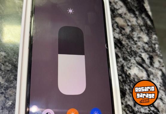 Telefona - iPhone 15 Pro de 128 Gb 94% batera - En Venta