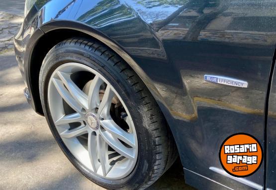 Autos - Mercedes Benz C250 2012 Nafta 209900Km - En Venta