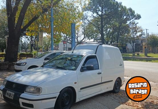 Utilitarios - Volkswagen Caddy 2001 Nafta 160000Km - En Venta