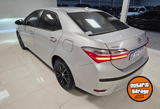 Autos - Toyota Corolla Xei pack cvt 2018 Nafta 204000Km - En Venta