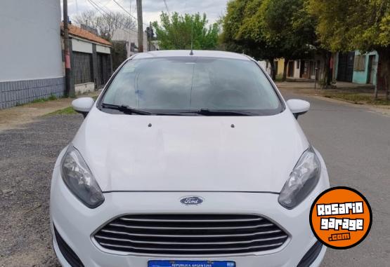 Autos - Ford Fiesta S 2016 GNC 130000Km - En Venta