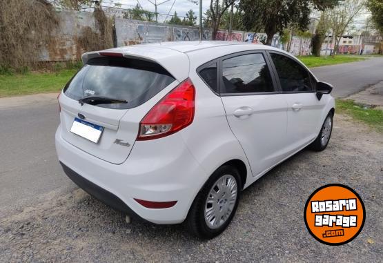 Autos - Ford Fiesta S 2016 GNC 130000Km - En Venta
