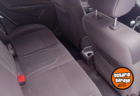 Autos - Ford Fiesta S 2016 GNC 130000Km - En Venta