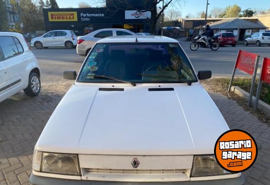 Autos - Renault REANAULT 9 1994 GNC 300000Km - En Venta