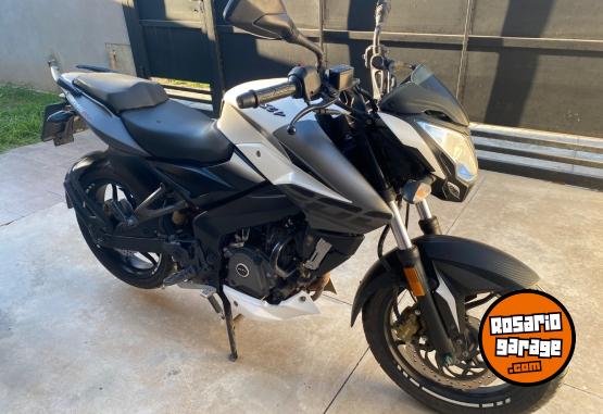 Motos - Bajaj NS 200 2022 Nafta 14000Km - En Venta