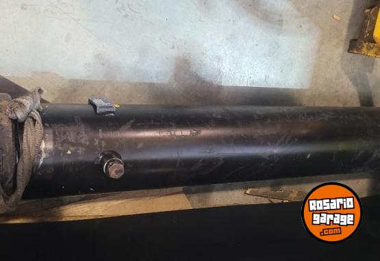 Otros - Cilindro hidraulico  para batea telescopico  5 tramos - En Venta