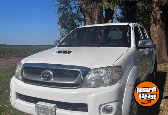 Camionetas - Toyota Hilux SRV 4x2 2009 Diesel 255000Km - En Venta