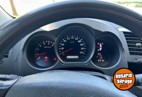 Camionetas - Toyota Hilux SRV 4x2 2009 Diesel 255000Km - En Venta