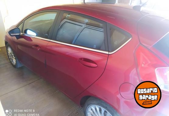 Autos - Ford Kinetic 2014 Nafta 110000Km - En Venta