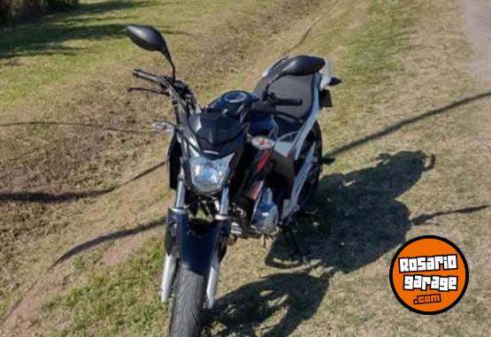 Motos - Honda CB 250 TWITER 2018 Nafta 14000Km - En Venta