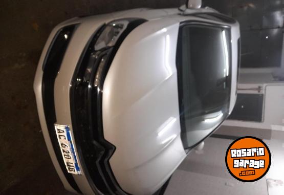 Autos - Citroen C4 lounge feel pack hdi 2018 Diesel 130000Km - En Venta