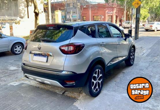 Autos - Renault Captur intense 2020 Nafta 63000Km - En Venta