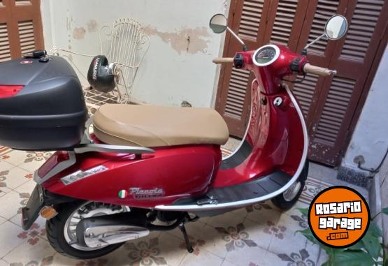 Motos - Gilera PICCOLA 150 2023 Nafta 1000Km - En Venta