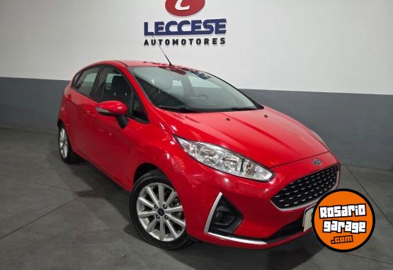 Autos - Ford Fiesta kinetic 2018 Nafta 98000Km - En Venta