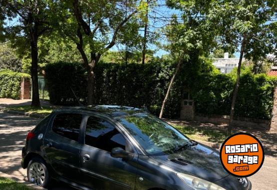 Autos - Peugeot 207 compact 2010 Nafta 265000Km - En Venta