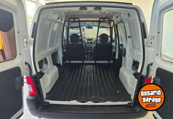 Utilitarios - Peugeot Partner 2013 Nafta 94000Km - En Venta