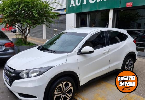 Autos - Honda HRV 2017 Nafta 118000Km - En Venta