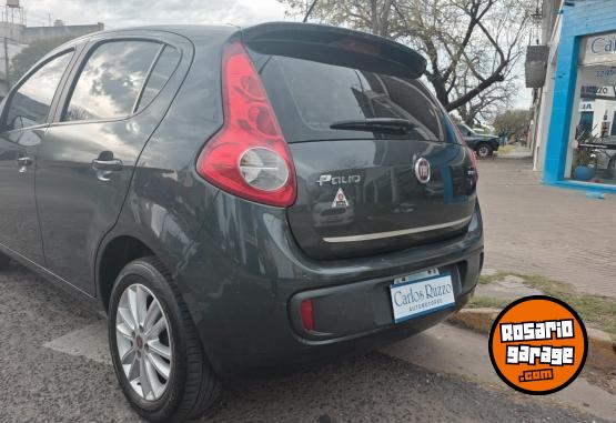 Autos - Fiat Palio essence 5p 2014 Nafta 180000Km - En Venta