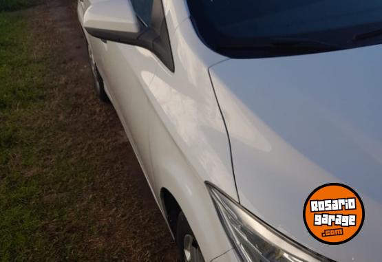 Autos - Chevrolet Prisma full gnc 2018 GNC 150000Km - En Venta