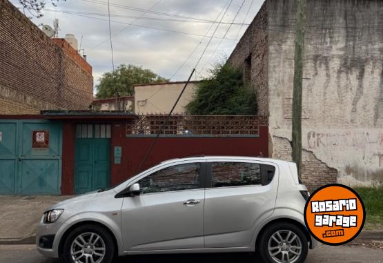 Autos - Chevrolet Sonic 2016 Nafta 43000Km - En Venta