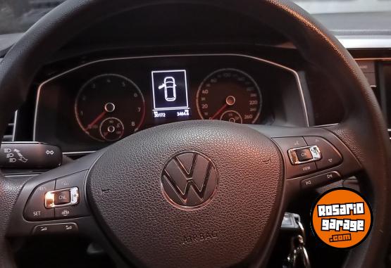 Autos - Volkswagen Nivus 2022 Nafta 32000Km - En Venta