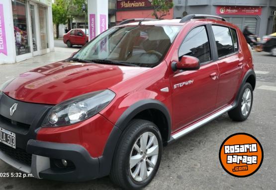 Autos - Renault Sandero 2014 Nafta 98000Km - En Venta