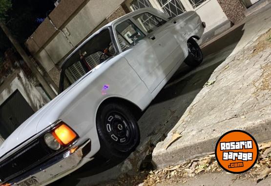 Autos - Ford 78 1982 Nafta 111111Km - En Venta