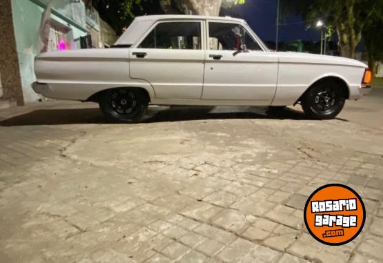 Autos - Ford 78 1982 Nafta 111111Km - En Venta