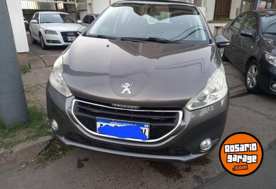Autos - Peugeot 208 2016 Nafta 120000Km - En Venta