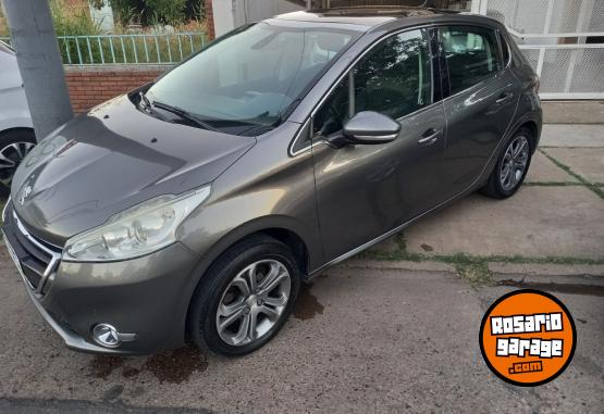 Autos - Peugeot 208 2016 Nafta 120000Km - En Venta