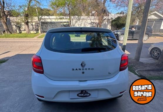 Autos - Renault Sandero Dynamic 2017 Nafta 120000Km - En Venta