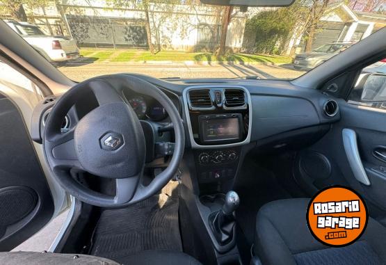 Autos - Renault Sandero Dynamic 2017 Nafta 120000Km - En Venta