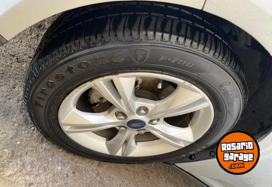 Autos - Ford Focus ||| 2014 Nafta 135000Km - En Venta