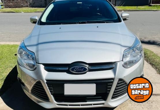 Autos - Ford Focus ||| 2014 Nafta 136000Km - En Venta