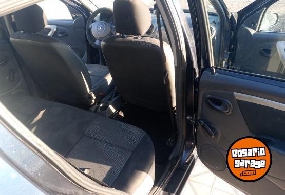 Autos - Renault SANDERO CONFORT 2008 Nafta 219000Km - En Venta