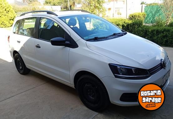 Autos - Volkswagen Suran 2018 Nafta 120000Km - En Venta