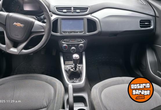 Autos - Renault Onix 2015 Nafta 75000Km - En Venta